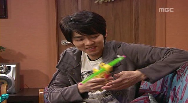 [거침없이하이킥] - 민용&해미 장난감으로 강도잡는 에피ㅋㅋㅋㅋㅋㅋㅋㅋㅋㅋㅋㅋ | 인스티즈