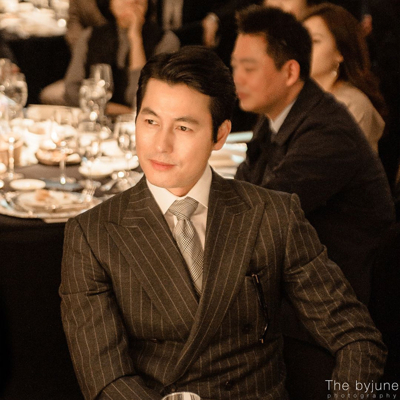 [정우성] 김하늘 결혼식의 하객 정우성 사진 두장...jpg | 인스티즈