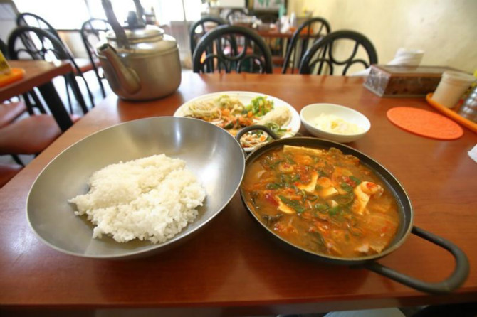 부산의 어느 허름한 식당 | 인스티즈