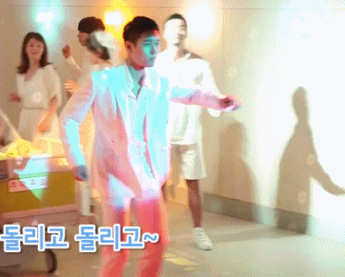[데이터주의] 흔한 배우들의 춤실력.gif | 인스티즈
