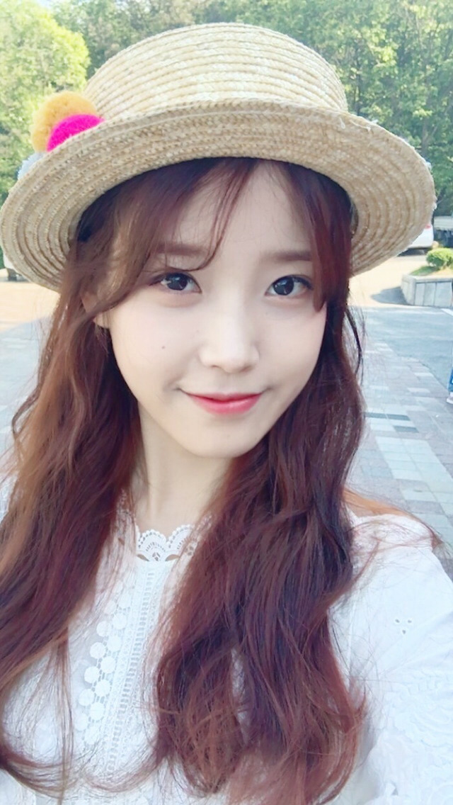잠도 안오고 하니 아이유 위주로 갑시다!!! | 인스티즈