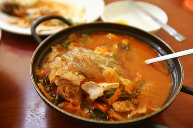 부산의 어느 허름한 식당 | 인스티즈