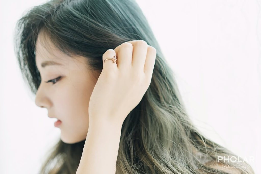 배우 이정진이 찍은 트와이스 쯔위 마지막 날 | 인스티즈