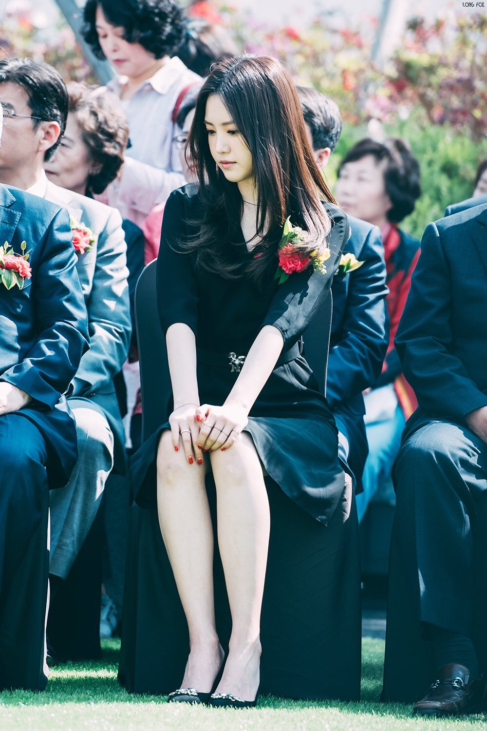 오늘자 손나이쁜 손나으니 | 인스티즈