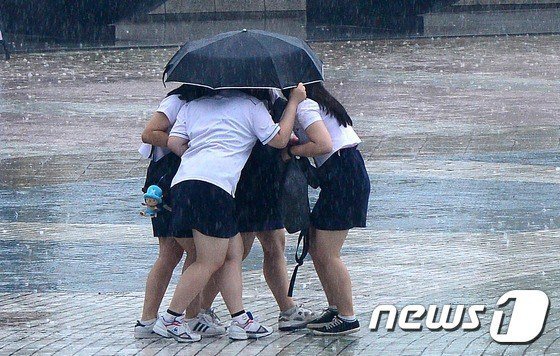 여학생들과 남학생들 | 인스티즈