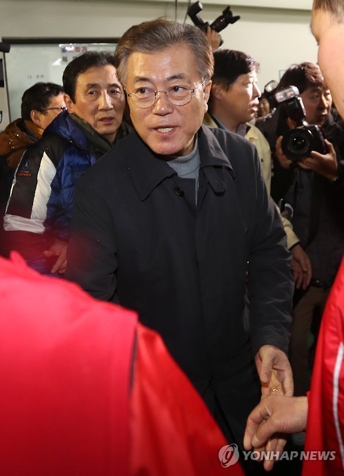 오늘 대구 서문시장을 찾은 문재인 | 인스티즈