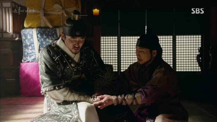 [육룡이나르샤] 이방원(유아인)×조영규(민성욱) 볼때마다 오열하는 장면들-스압주의 | 인스티즈
