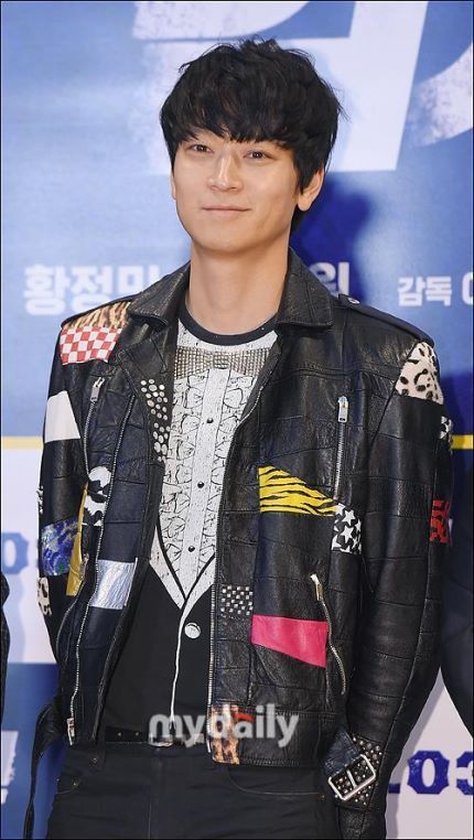 오늘자 검사외전 VIP시사회 강동원.jpg | 인스티즈