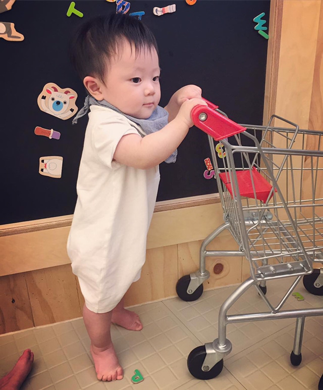 [홍윤서] 이현이 아들 파인애플홍(=윤서) 인스타그램 사진들.jpg | 인스티즈