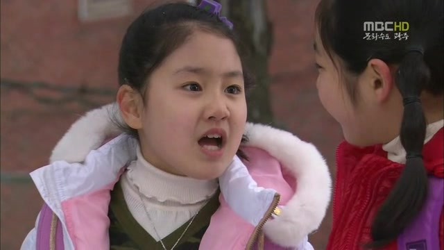 [지붕킥] 한옥집에 입대(?)한 해리와 신애 | 인스티즈