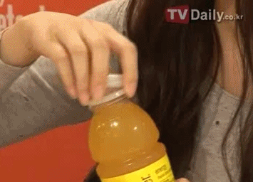 타사제품은 거르는 수지.gif | 인스티즈