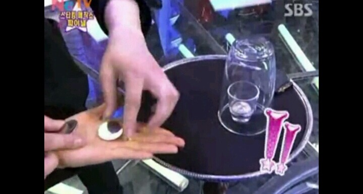 볼수록 신기한 최현우 동전마술 | 인스티즈