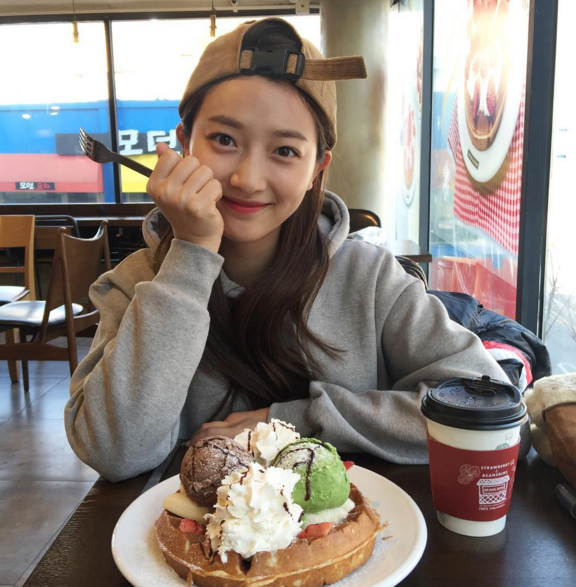 스튜어디스출신 신인 여배우 | 인스티즈