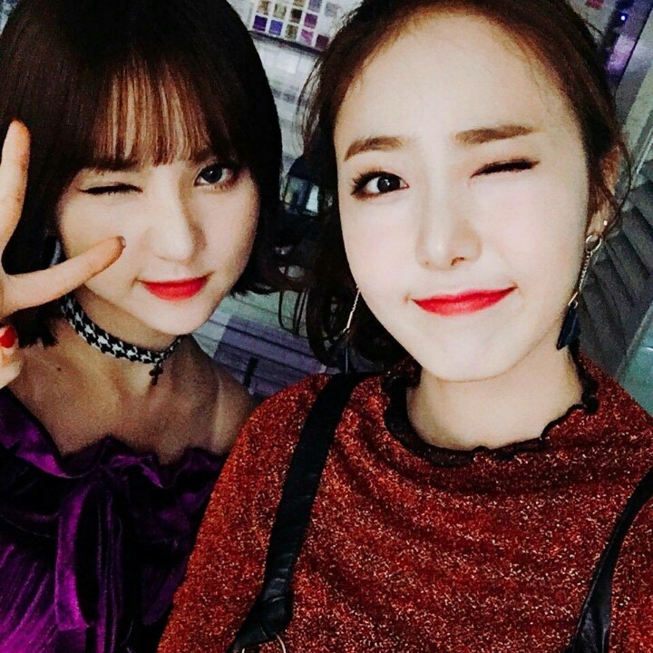 윙크 장인 여자친구 은하.jpgif-2 | 인스티즈