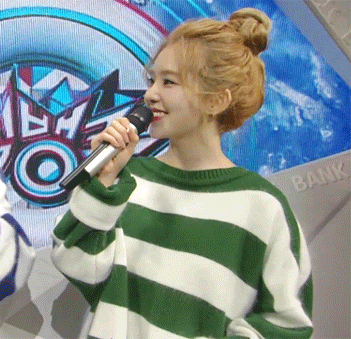 똥머리 아이린.gif | 인스티즈