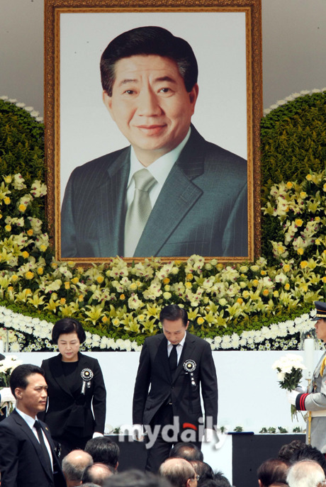  시간이 흐르고 흘러서... | 인스티즈