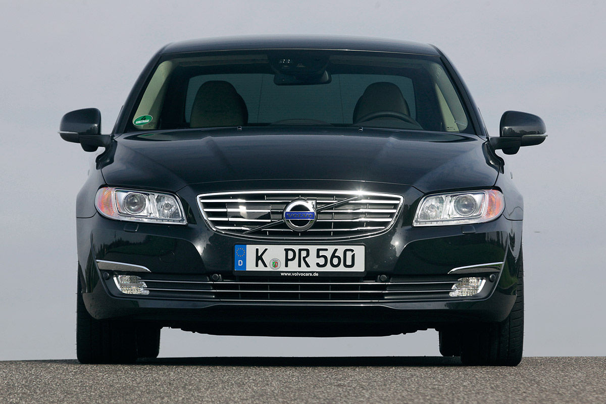 BMW 518d vs 벤츠 E200 CDI vs 볼보 S80 D2 | 인스티즈