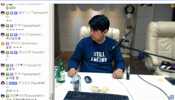 아프리카TV가 이미지 개선을 위해 무조건 잘라내야만 하는 BJ 3인방 | 인스티즈