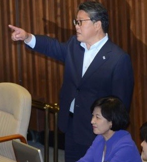 삿대질하는 정치인들.jpg | 인스티즈