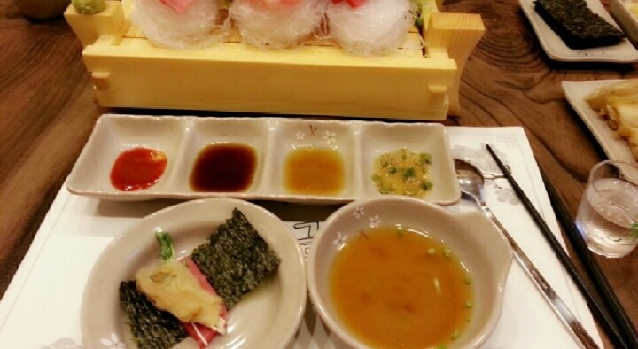 황금참치 이미지