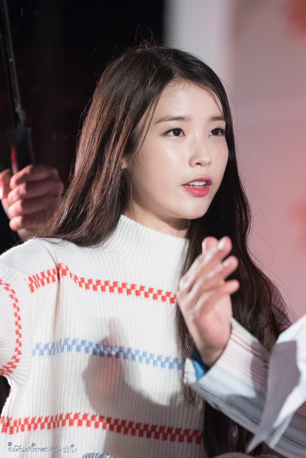 아이유 최근 화보 ㅠ | 인스티즈