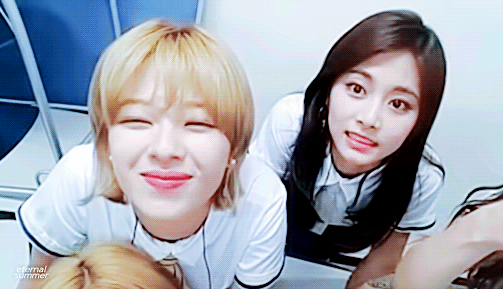 정연이 따라하는 쯔위 | 인스티즈