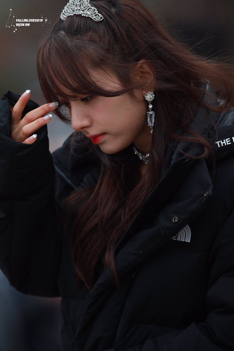 우주소녀 보나의 옆태.jpgif | 인스티즈