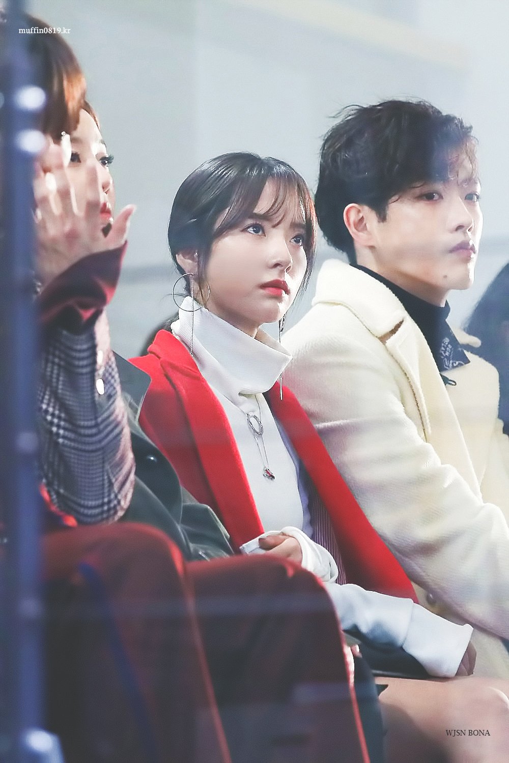 고급지게 이쁜 우주소녀 보나.jpgif | 인스티즈
