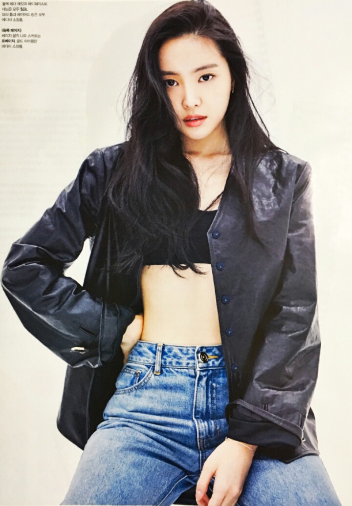 아디다스 매장 방문한 손나은.jpg | 인스티즈