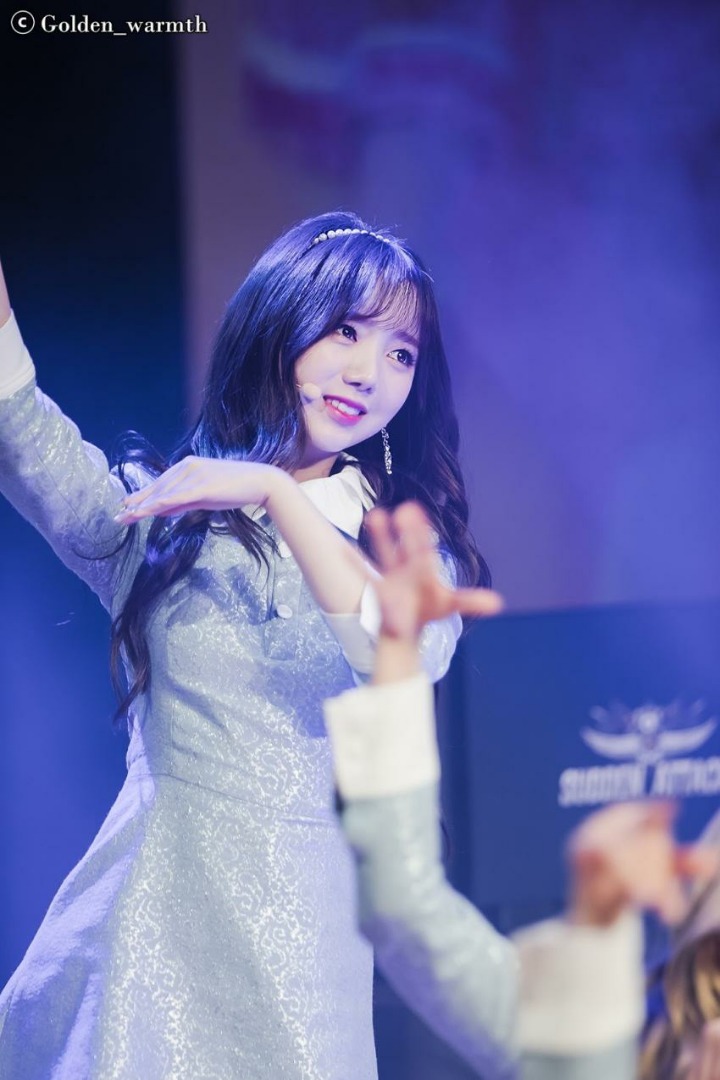 [러블리즈] 점심을 먹었는데 배고파서 케이 | 인스티즈