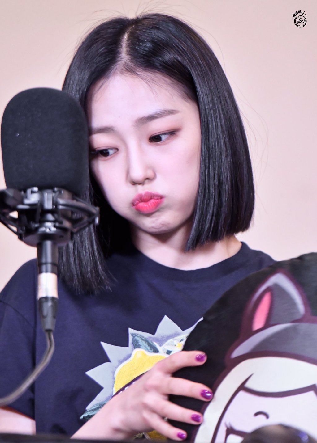 단발머리가 찰떡같이 어울리는 CLC 장예은.jpgif | 인스티즈