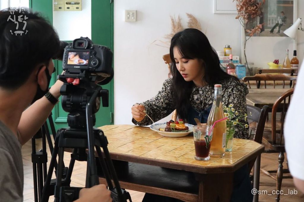 9925AD4E5F21984B19D665