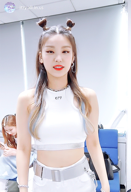 솔직히 좀 귀여운 ITZY 예지.jpgif | 인스티즈
