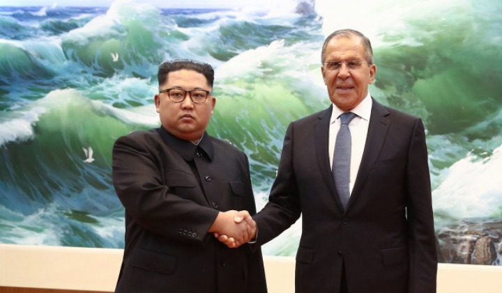 펌글) 러시아 국영언론이 김정은 사진 조작.jpg | 인스티즈