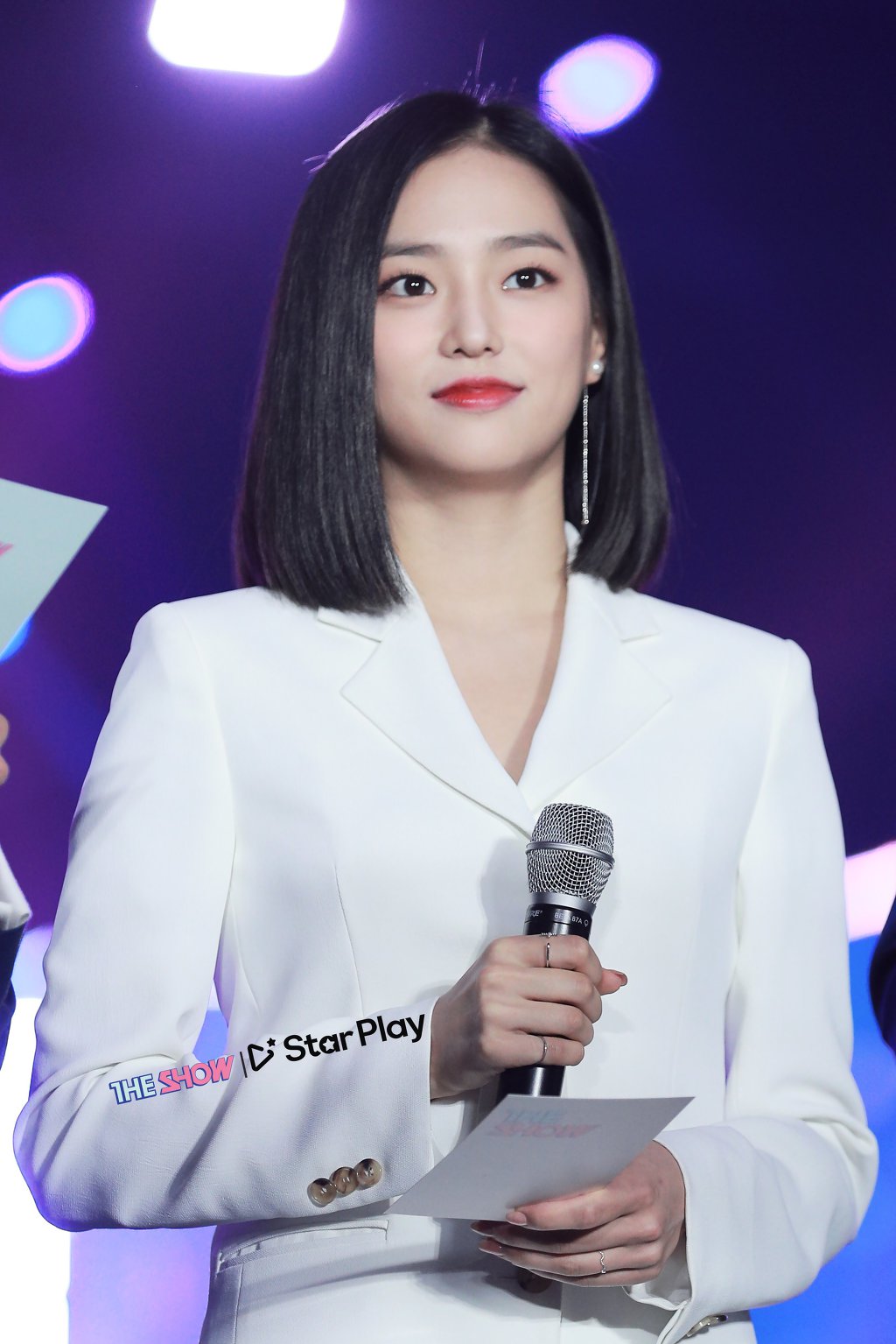 단발머리가 찰떡같이 어울리는 CLC 장예은.jpgif | 인스티즈