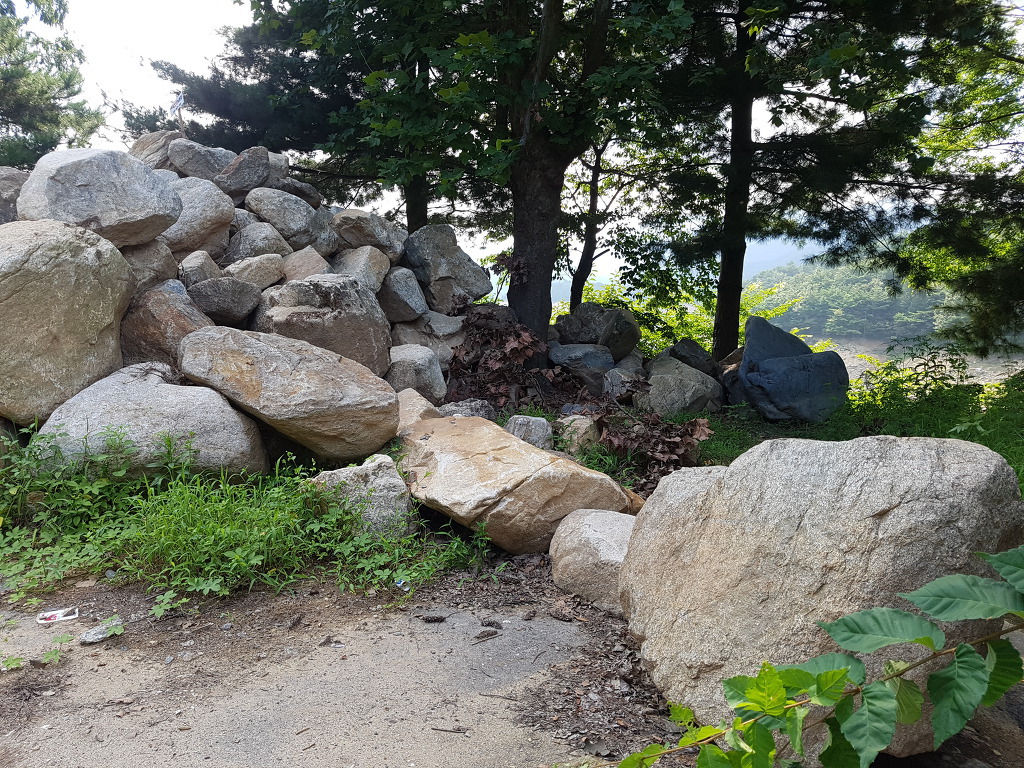 자연석 이미지