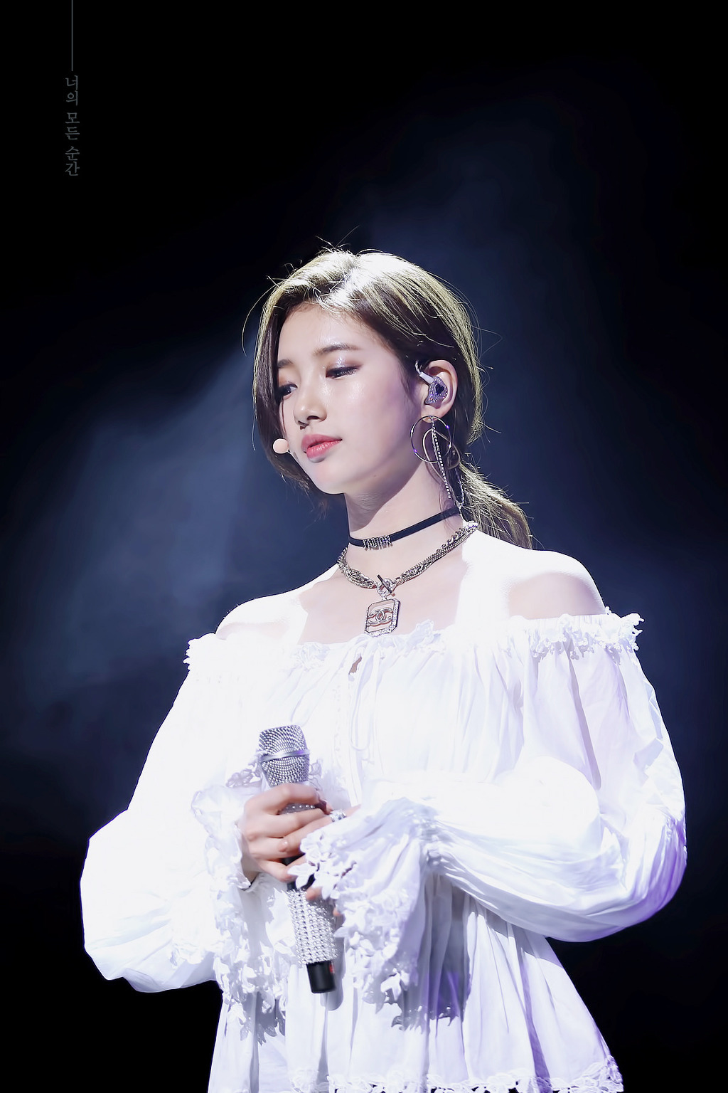 얼굴에서 빛이 나는 배수지.jpgif | 인스티즈