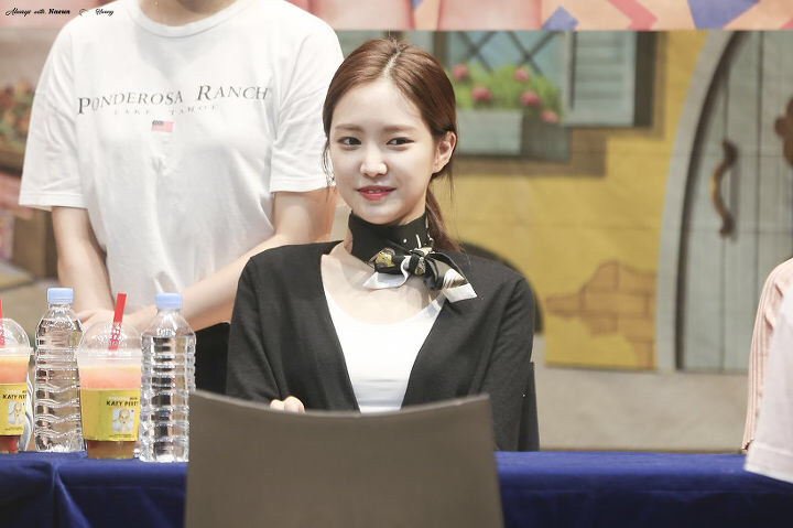 [에이핑크] 날이 점차 개기 시작해서 나은이 | 인스티즈