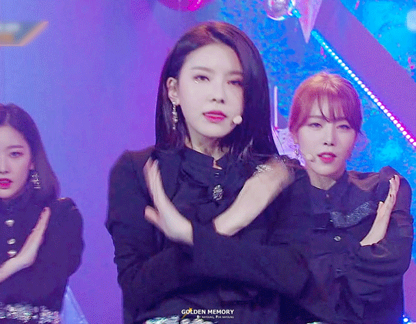 오늘 엠카 구구단 김나영.gif | 인스티즈