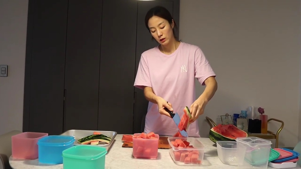 문가든씨가 알려주는 수박 조각 보관하려고 자를때 꿀팁 | 인스티즈