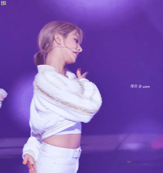 앞으로는 볼 수 없는 AOA의 초아 ...MBC 가요대제전에서..GIF | 인스티즈