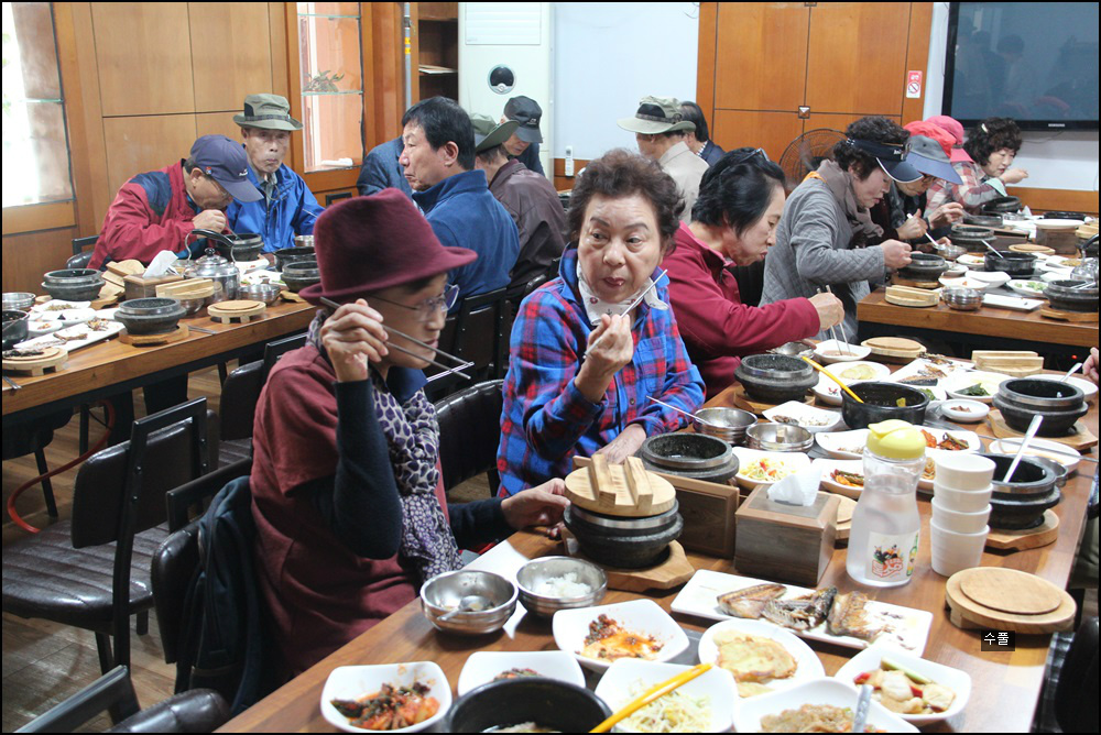 진주돌솥밥 이미지