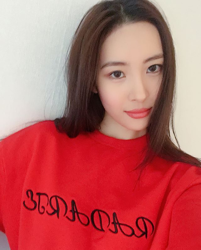 오늘자 선미 | 인스티즈
