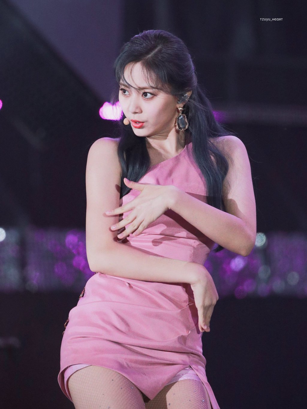 머리묶은 쯔위.jpgif | 인스티즈