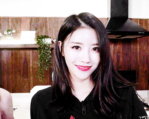 [러블리즈] 아침 밥도 먹었으니 양치질 하러 갈거라서 미주 | 인스티즈