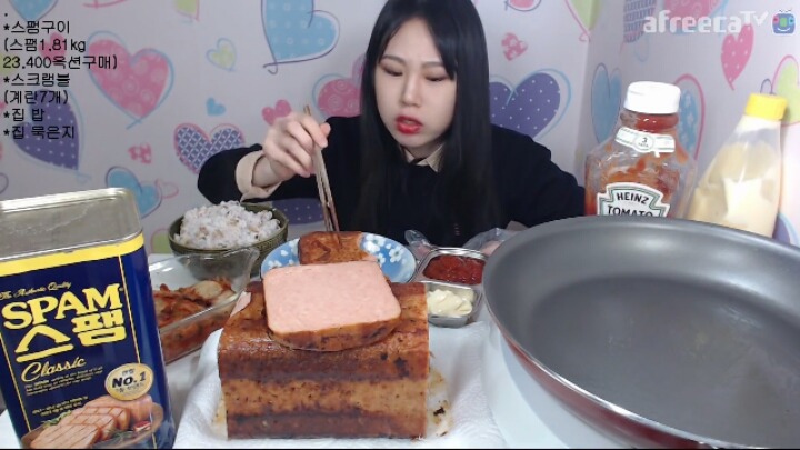 초대형 음식을 사랑하는 먹방BJ | 인스티즈