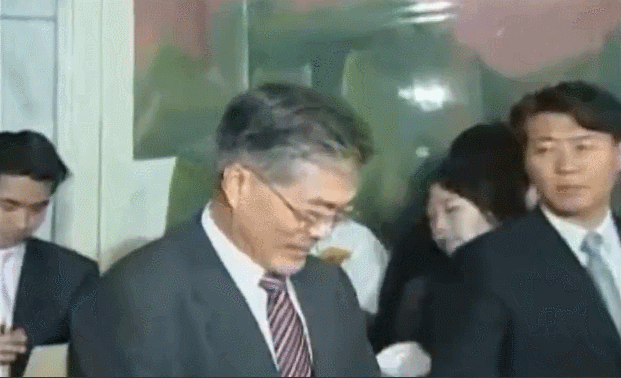 노무현의 변호사. JPG | 인스티즈