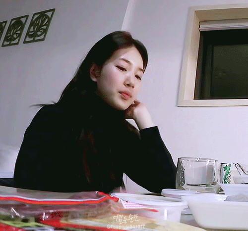 수지의 음주방송.gif | 인스티즈