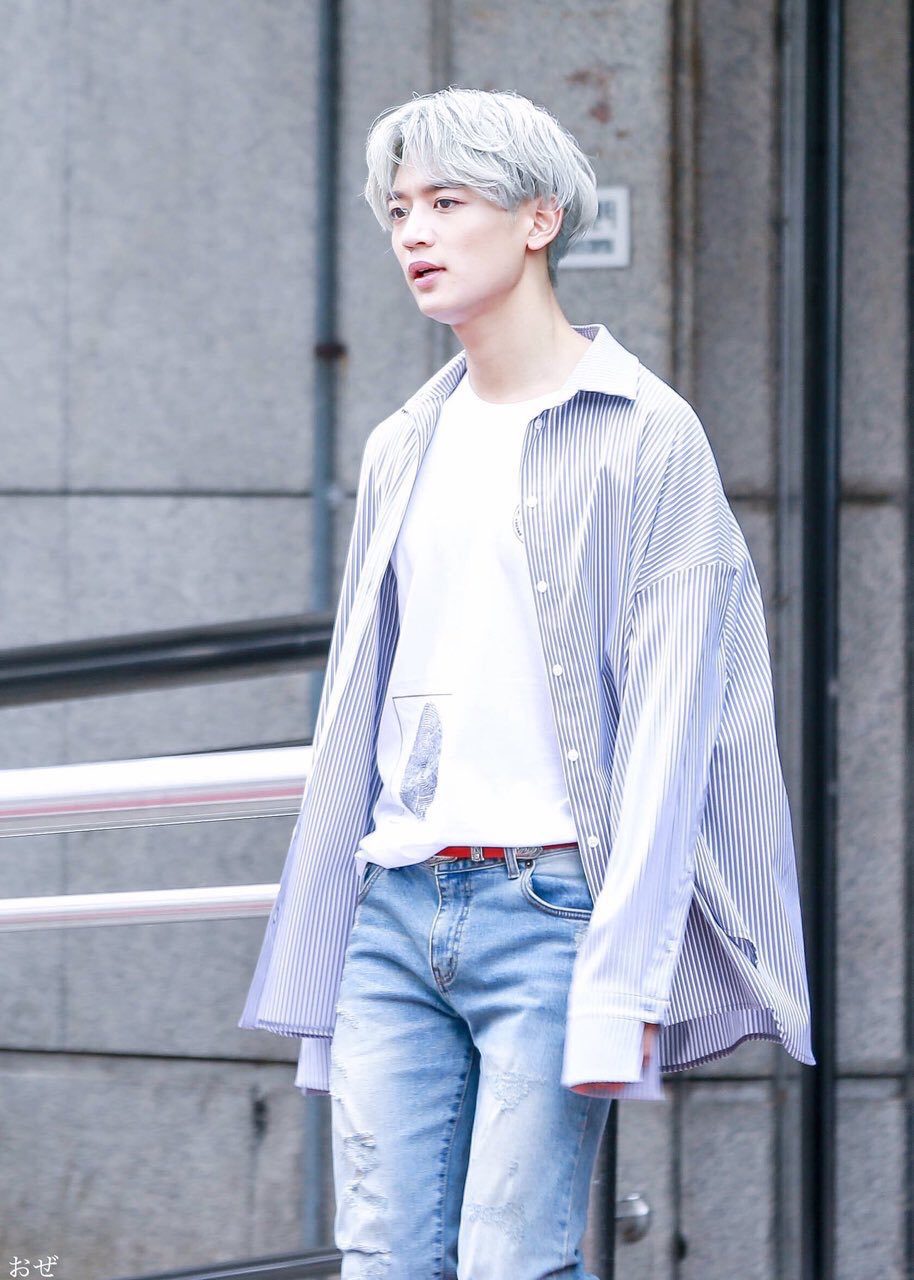 [샤이니] 화이트티셔츠를 입은 민호 | 인스티즈