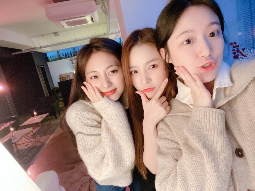 트와이스 쯔위, CLC 엘키, 여자아이들 슈화 | 인스티즈